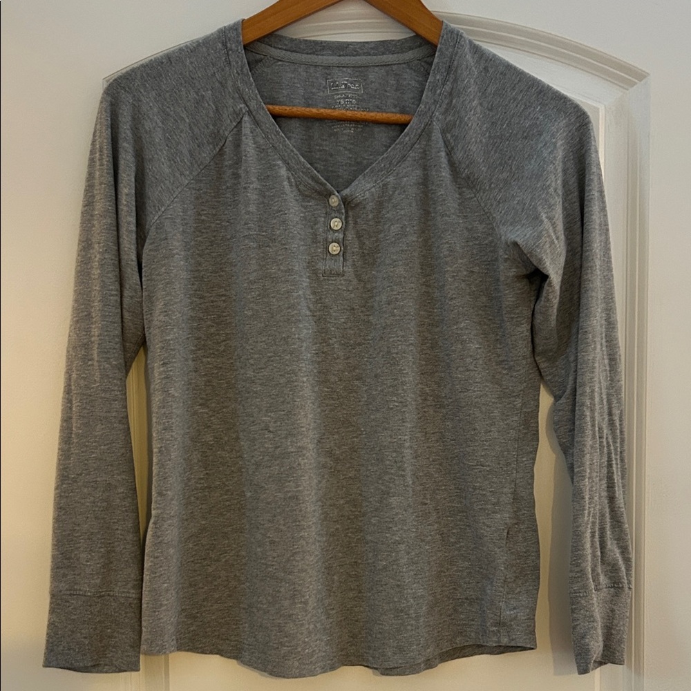 L.L. Bean Gray Long Sleeve Henley Pajama Top